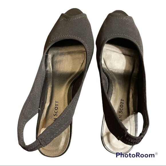 Vintage Black Karen Scott fabric Peep toe sling backs size 6 - Picture 6 of 6